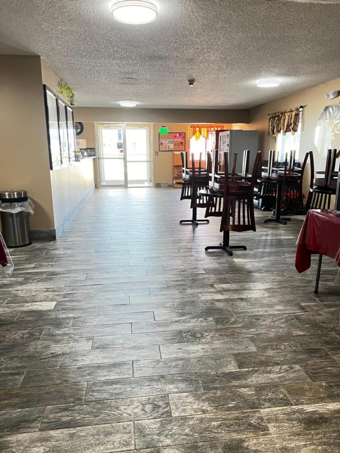 Designer Inn And Suites Toledo 외부 사진
