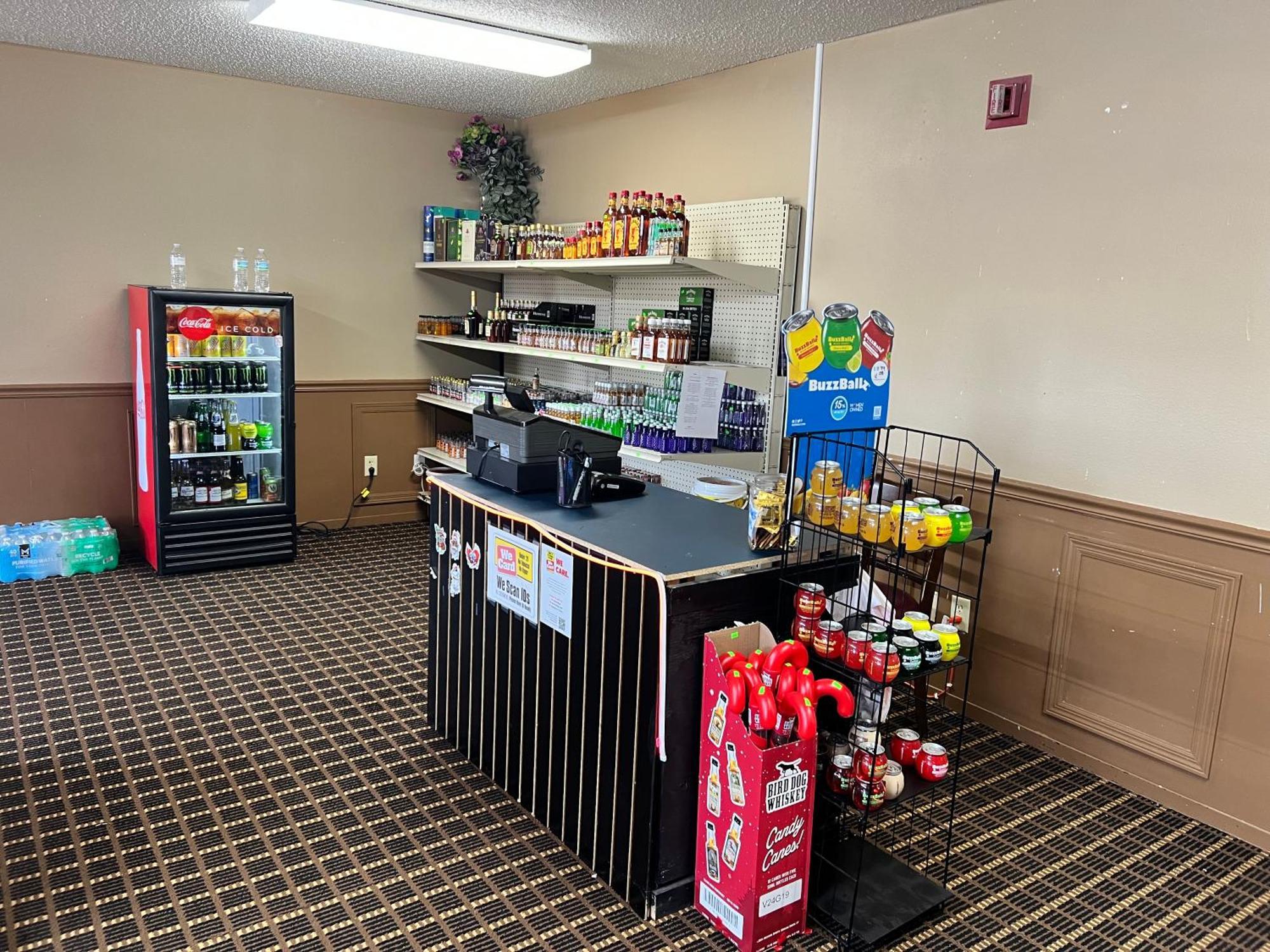 Designer Inn And Suites Toledo 외부 사진